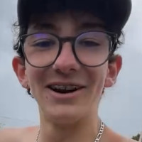 dodo4333333 - gay de 24 ans