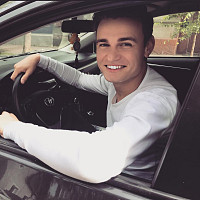 dmiyrii - gay de 24 ans