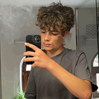 slzk_.121737hdhdhxhe - gay de 23 ans