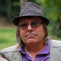 56patounevie - homme bisexuel de 62 ans