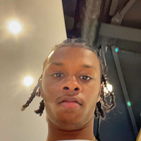 yanismrs - gay de 19 ans