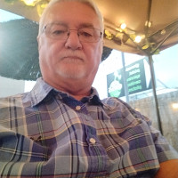 pietros9999 - homme bisexuel de 19 ans