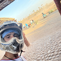 kikili - homme bisexuel de 22 ans