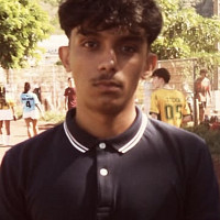 yoloooyoyo - gay de 18 ans