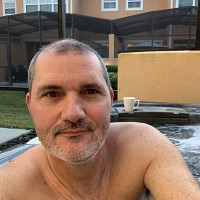 mikebj27 - gay de 51 ans