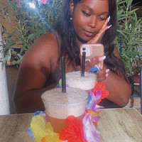 shaaton - femme bisexuelle de 29 ans