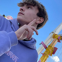 hugo.lop - gay de 19 ans