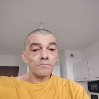 milin - homme bisexuel de 40 ans
