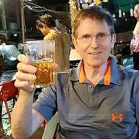 vaughan - gay de 56 ans