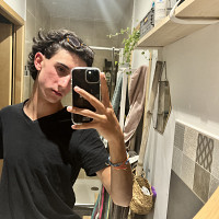 young_man - homme bisexuel de 18 ans