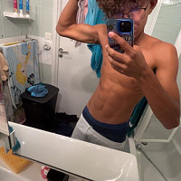 leprofiteur44222 - transgenre de 26 ans