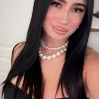 chloeboitedenigth - lesbienne de 18 ans