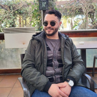 medmedmed3143 - gay de 28 ans