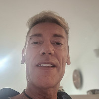 chris25350 - gay de 56 ans