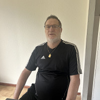 pat062 - homme bisexuel de 63 ans