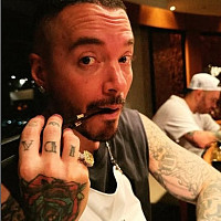 james2021 - homme bisexuel de 40 ans