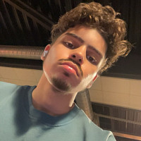 ozcan - homme bisexuel de 18 ans