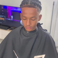 leo_972 - homme bisexuel de 21 ans