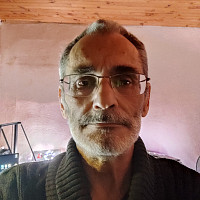 thriamd - homme bisexuel de 61 ans