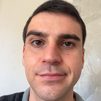 alloy - gay de 26 ans