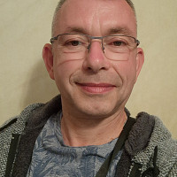 julien17250 - homme bisexuel de 46 ans