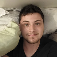 hugolol - transgenre de 22 ans