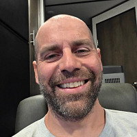 george9964 - gay de 52 ans