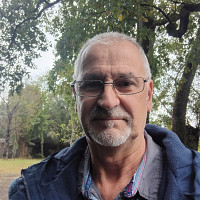 jp02 - gay de 66 ans