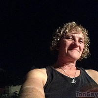 bribri44 - femme bisexuelle de 60 ans